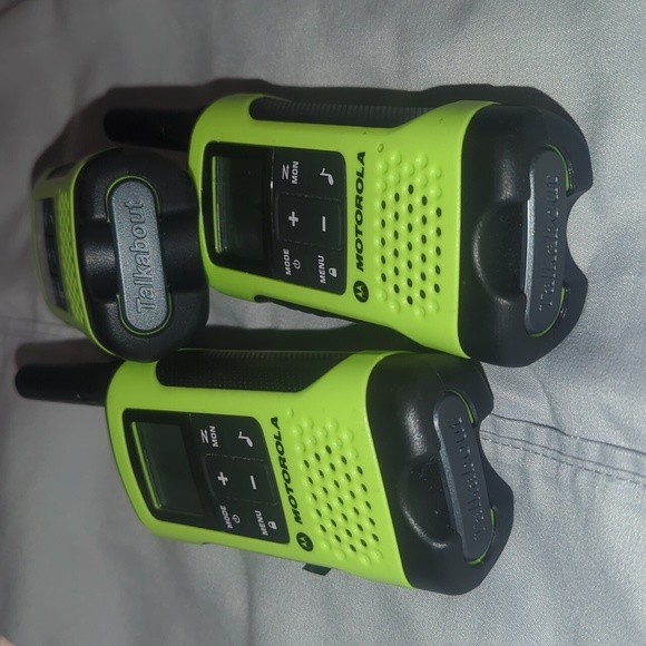 Motorola Talkabout T260 TPG RADIOS/ WALKIE TALKIES 3 PACK - Picture 5 of 5